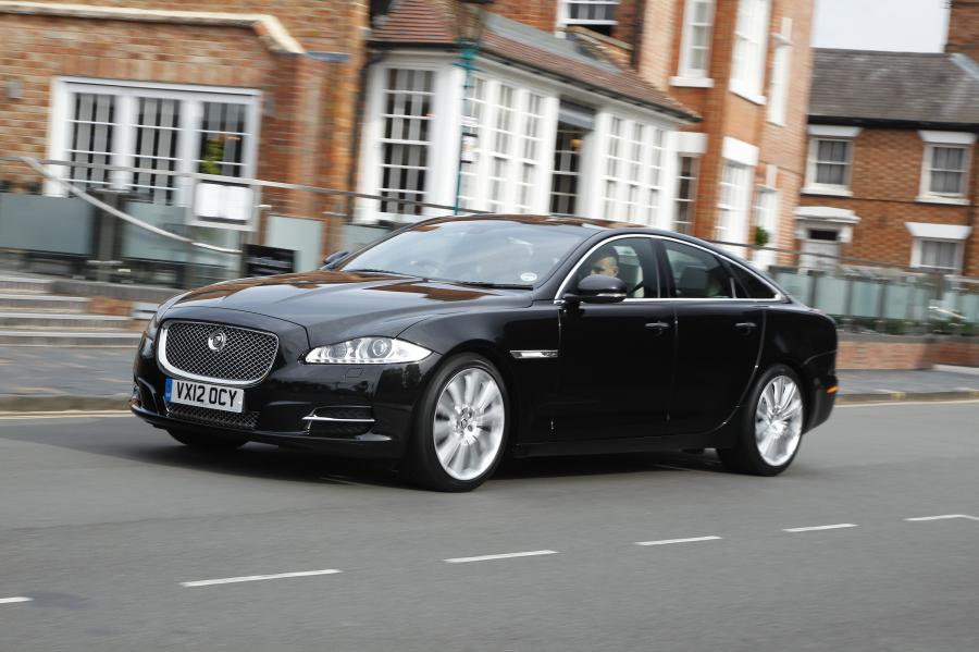  Jaguar XJ 2012 года  (UK) (фото 76 из 121)